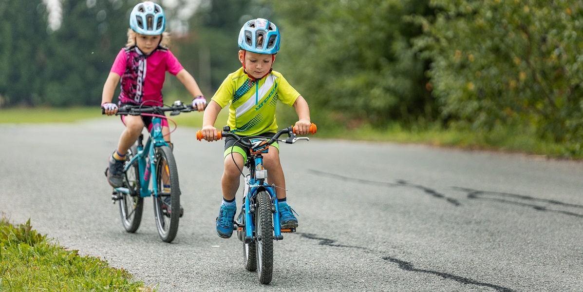 Duben –⁠ měsíc bezpečnosti: Jak chránit malé cyklisty?
