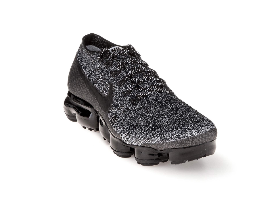 Nike running hot sale vapormax flyknit