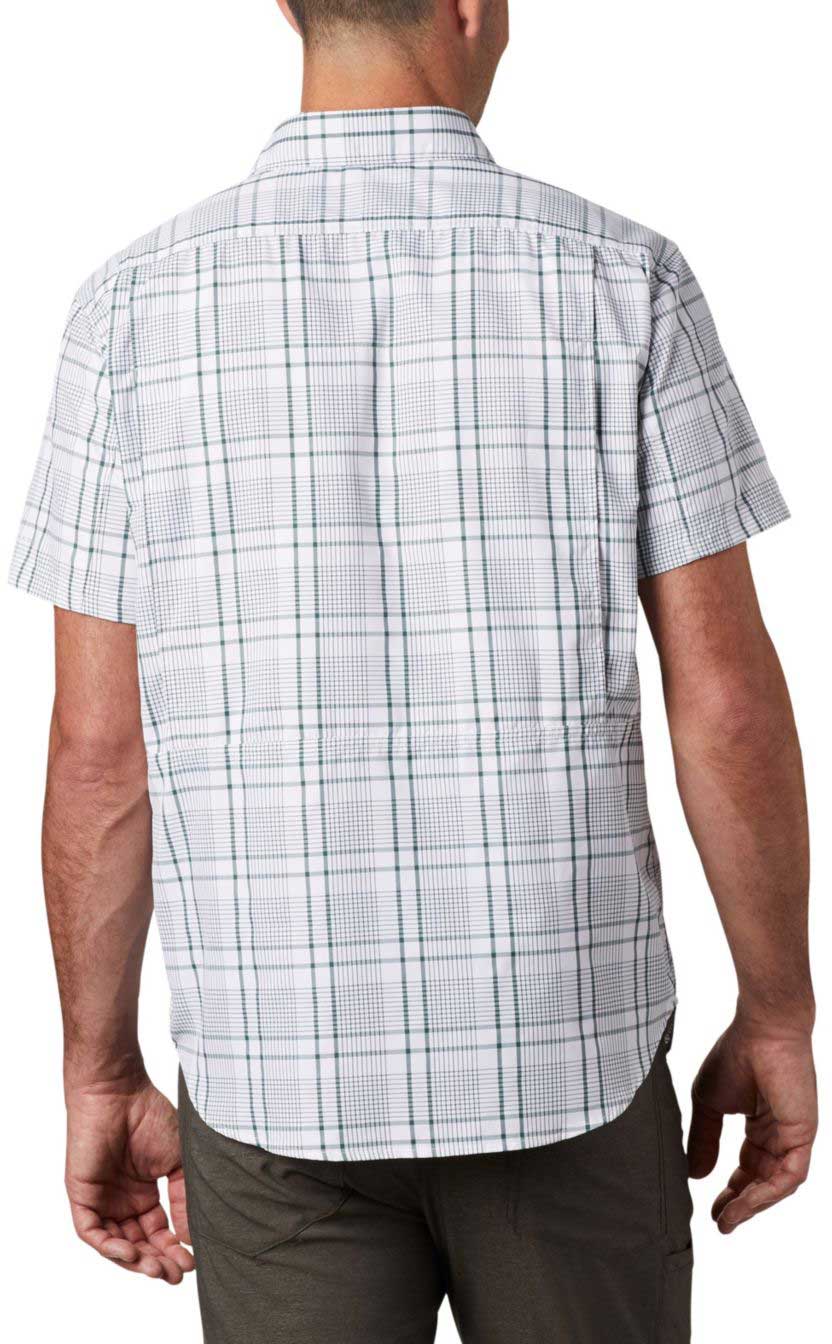 Мъжка риза с къс ръкав