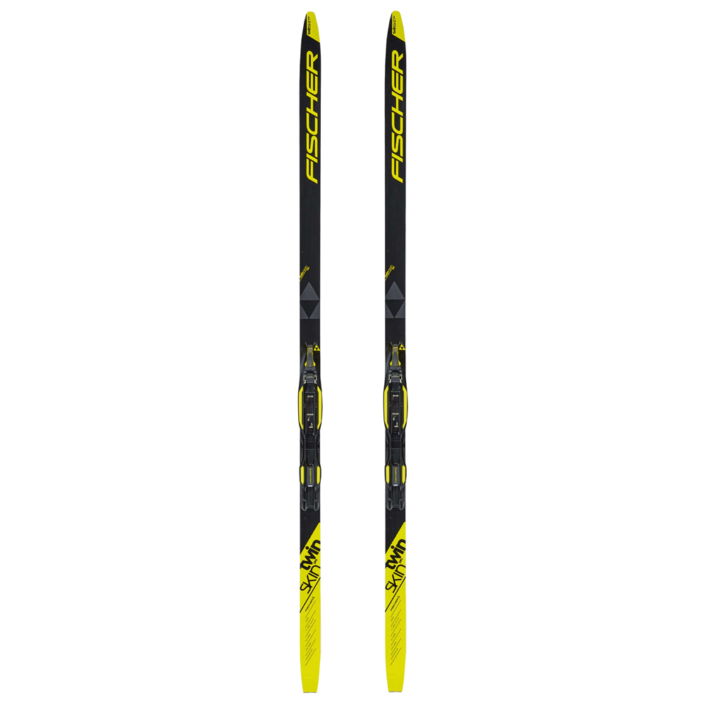 Junior classic nordic skis with climbing support