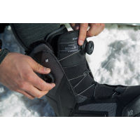 Men’s snowboard boots