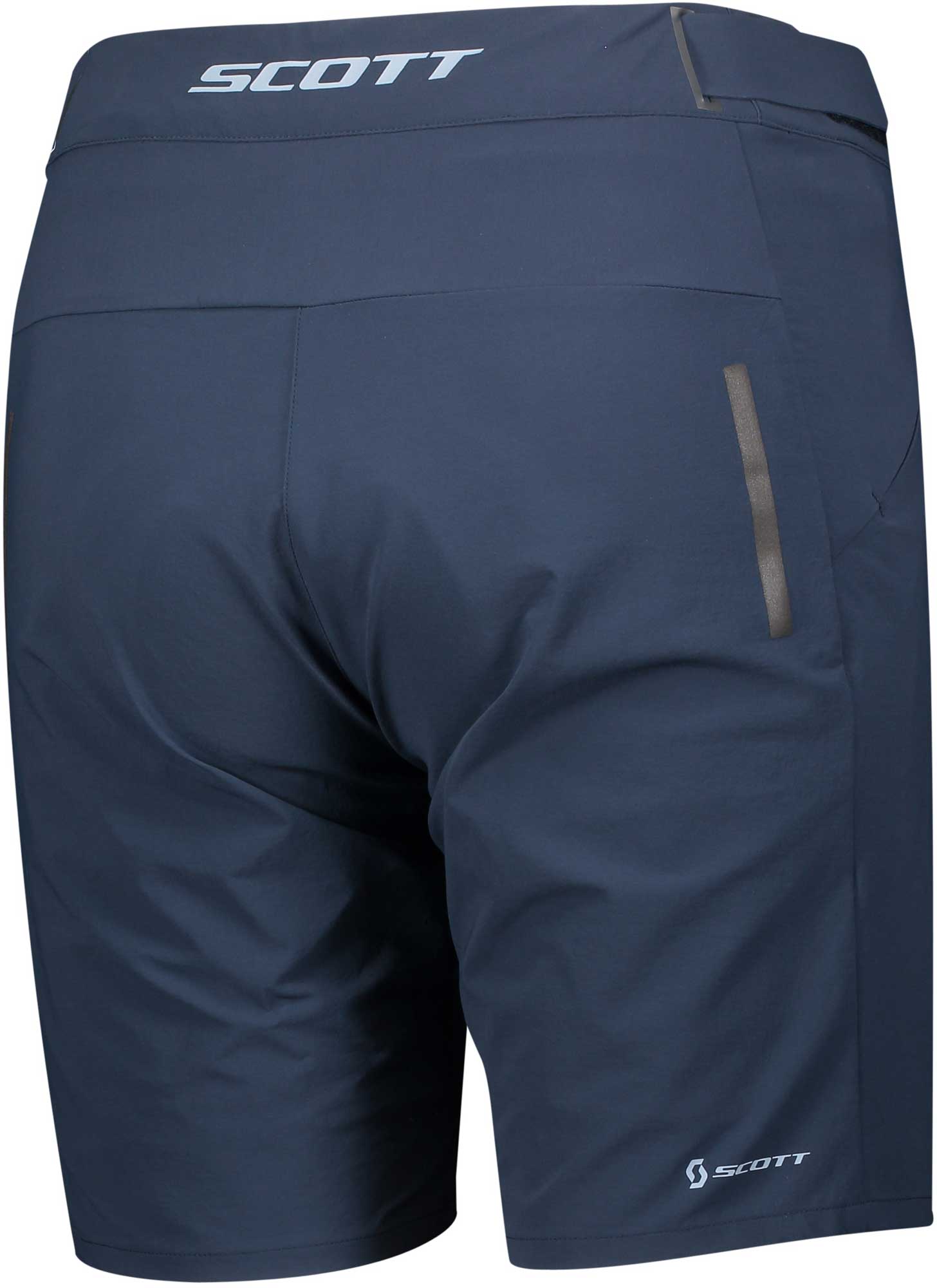 Women’s loose shorts with a cycling pad