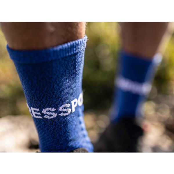 Compressport ULTRA TRAIL SOCKS Чорапи за бягане, синьо, Veľkosť T2