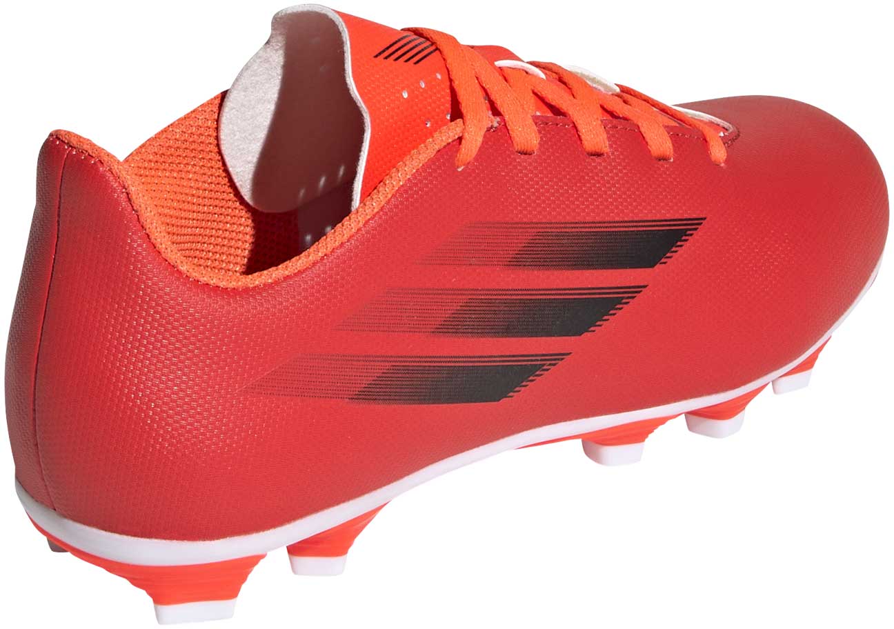 Children's football shoes