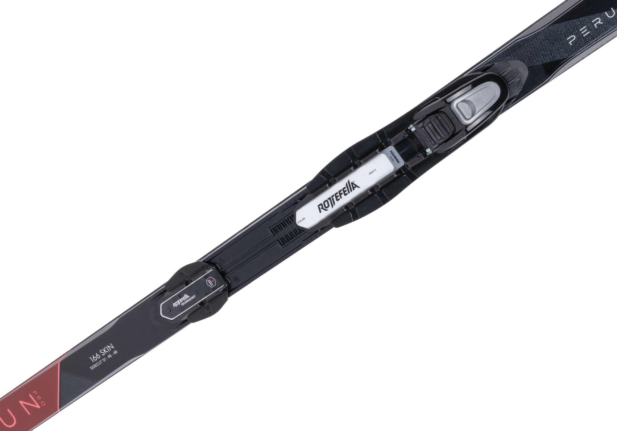 Classic style Nordic skis with climbing support