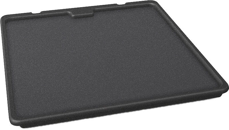 Replaceable plate for the contact grill