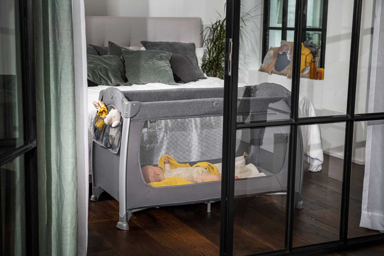 Crib with a changing table