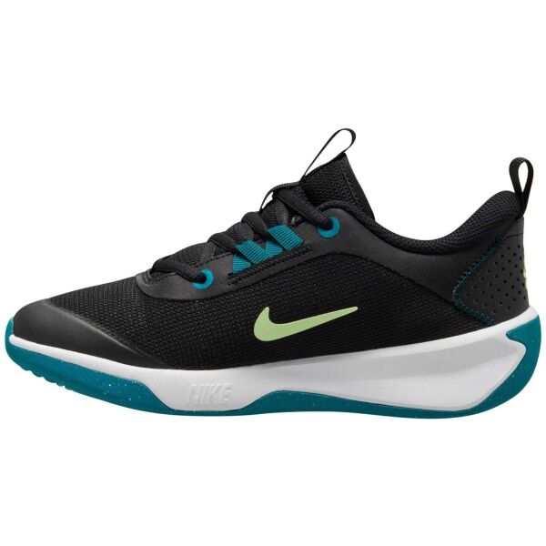 Nike OMNI Детски обувки за спорт в зала, черно, Veľkosť 35.5