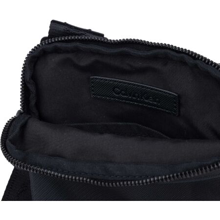 Pánska  taška cez rameno - Calvin Klein CK CODE FLATPACK S - 3