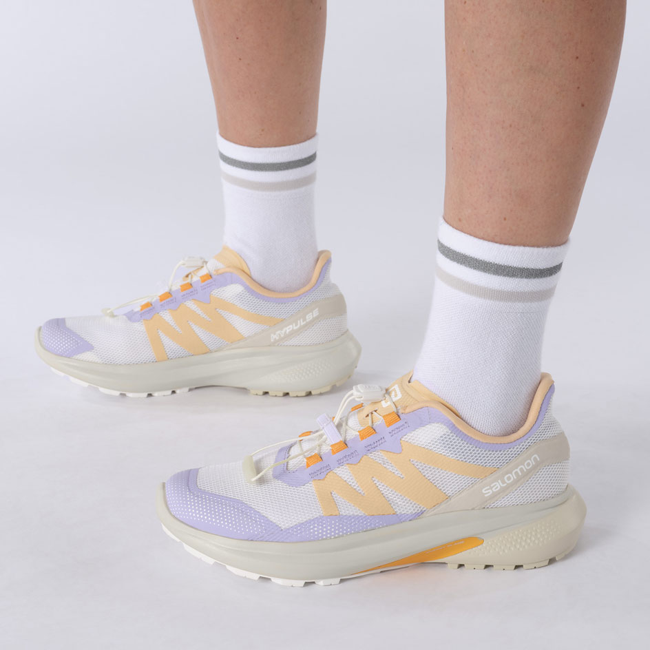 Women’s trail shoes