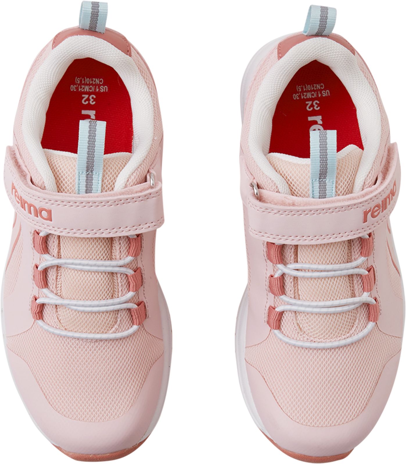 Children's sneakers with a membrane