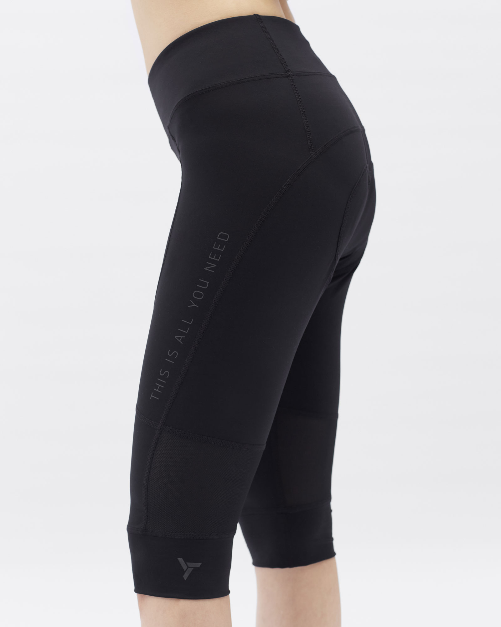 Women’s 3/4 cycling trousers with a liner