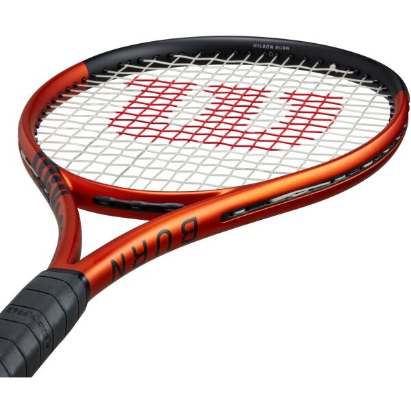 Wilson BURN 100 V5 Tennisschläger, Orange, Größe L4