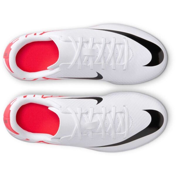 Nike JR MERCURIAL VAPOR 15 CLUB IC Kinder Fußballschuhe, Weiß, Größe 32