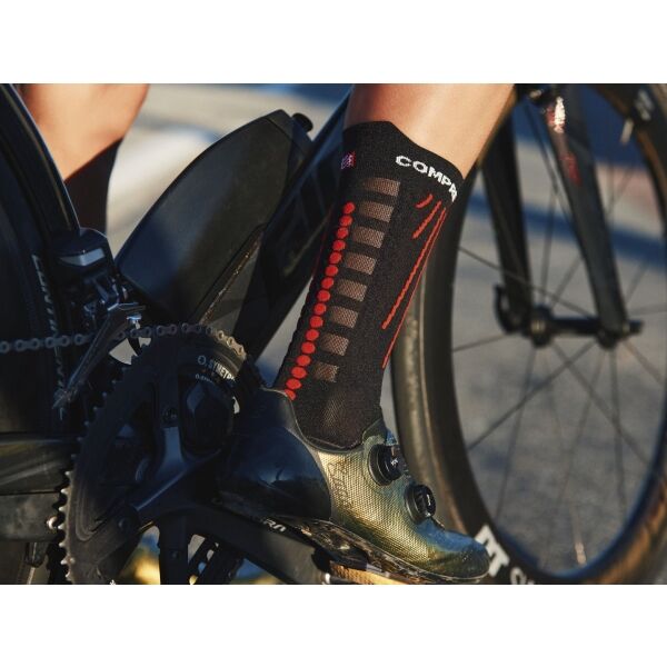 Compressport AERO SOCKS Велосипедни чорапи, черно, Veľkosť T2