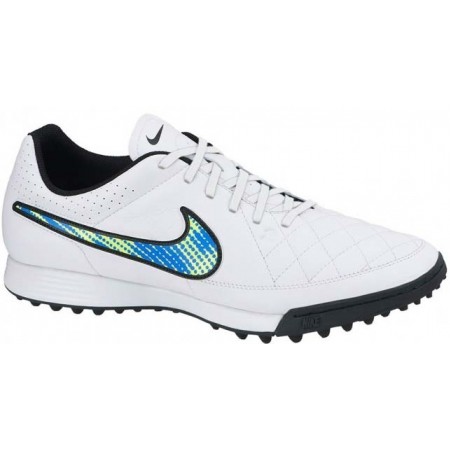 Nike Tiempo Hallenschuhe in 82481 Mittenwald for 5.00 for sale