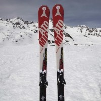 Zjazdové lyže