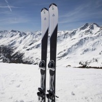 Дамски ски за ски спускане
