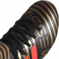 Chlapčenská  futbalová obuv