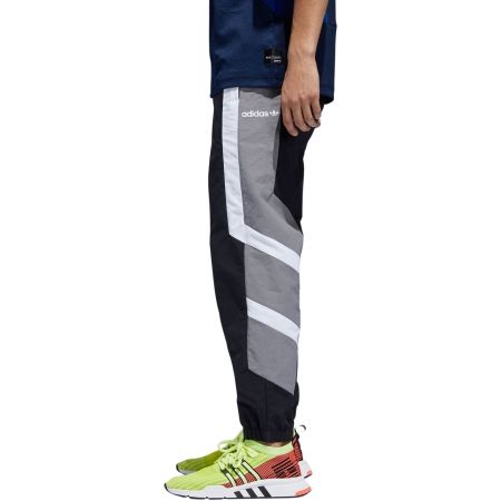 Pantaloni sport bărbați - adidas EQT WIND PANT - 4
