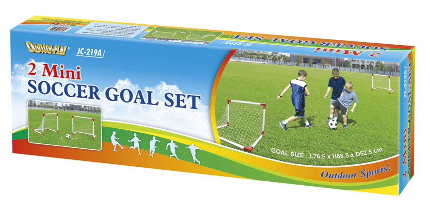 Set of foldable football goals