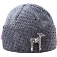 Beanie with a brooch