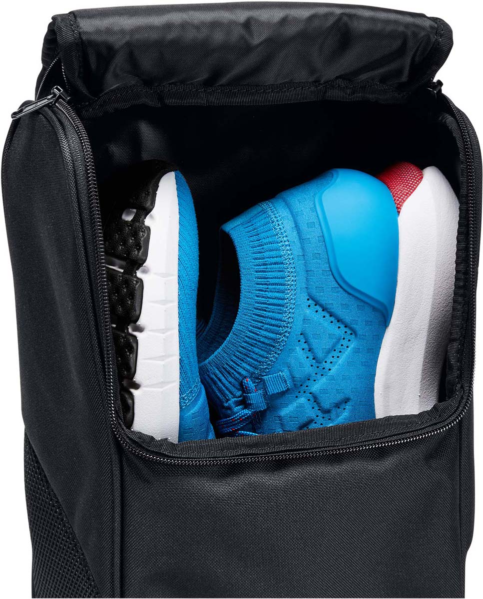 Чанта за обувки