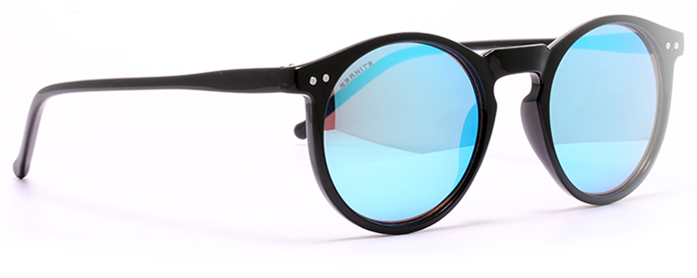 Модерни слънчеви очила