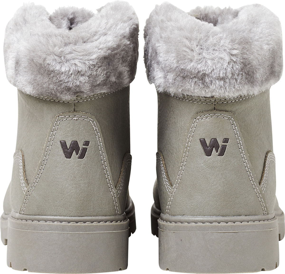 Women's winter footwear