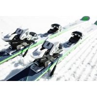 Downhill skis