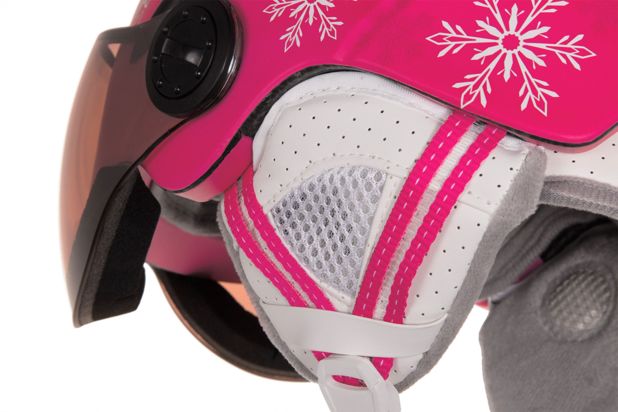 Children’s ski helmet with a visor