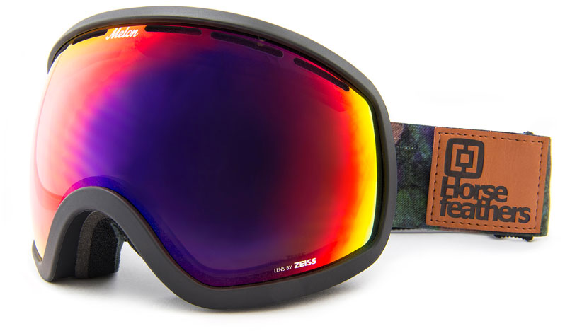 Men’s downhill ski goggles