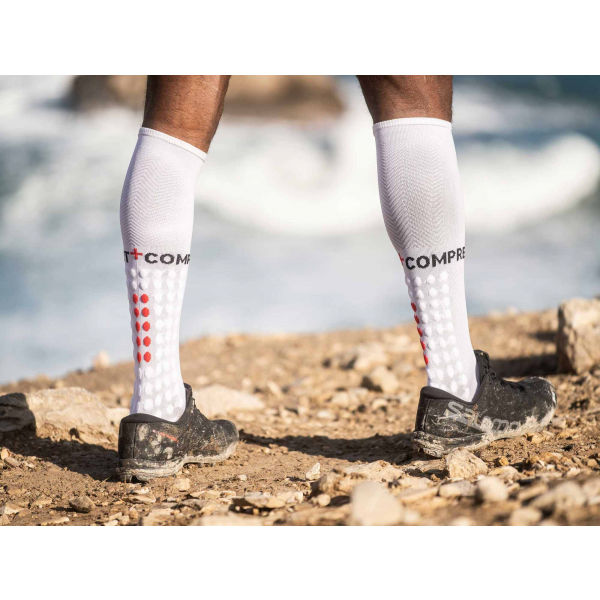 Compressport FULL SOCKS RUN Компресиращи чорапи за бягане, бяло, Veľkosť T4