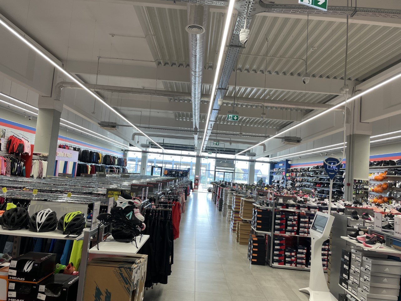SPORTISIMO Sibiu : Prima shopping center